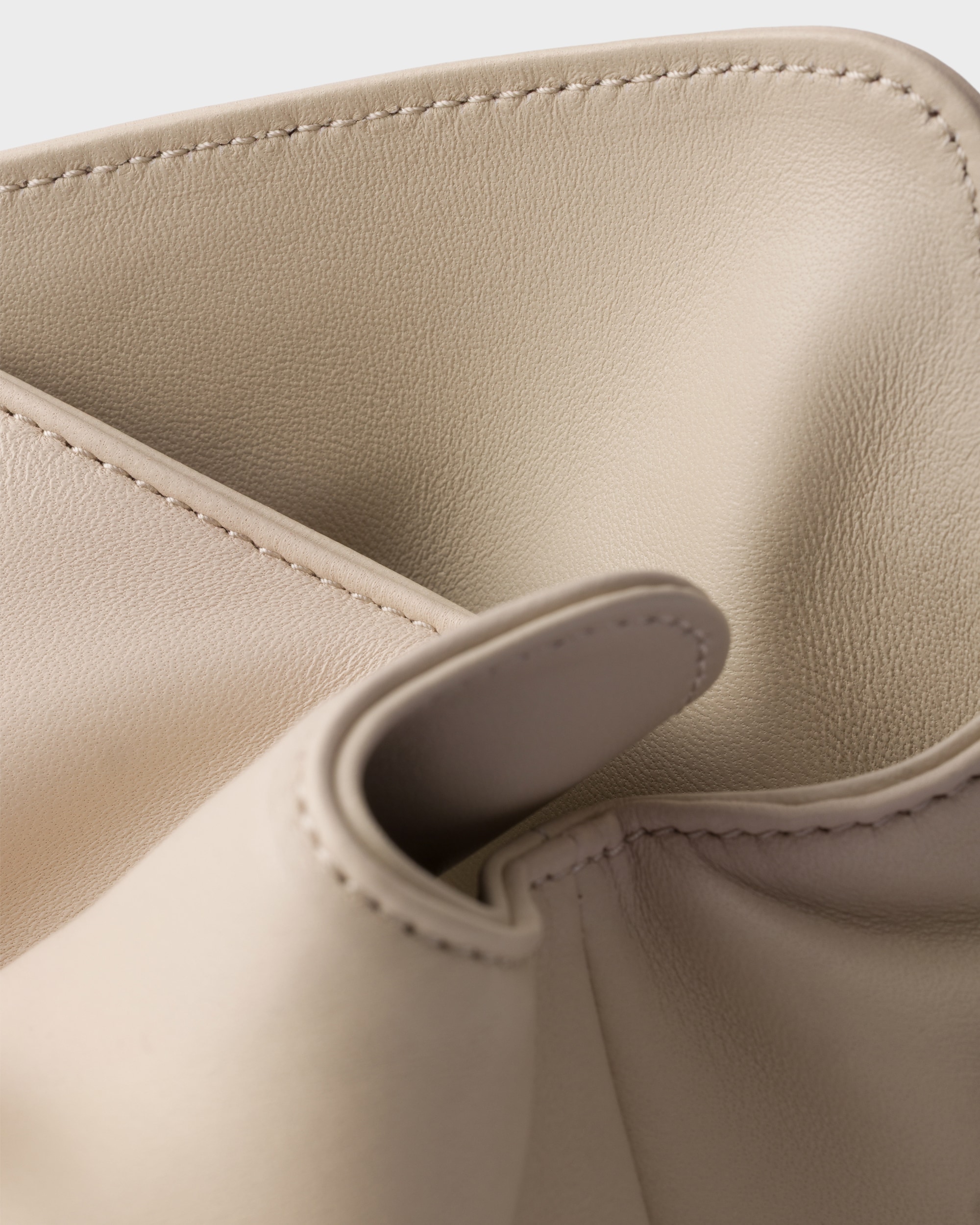 Small Prada Dada nappa leather bag - Image 4